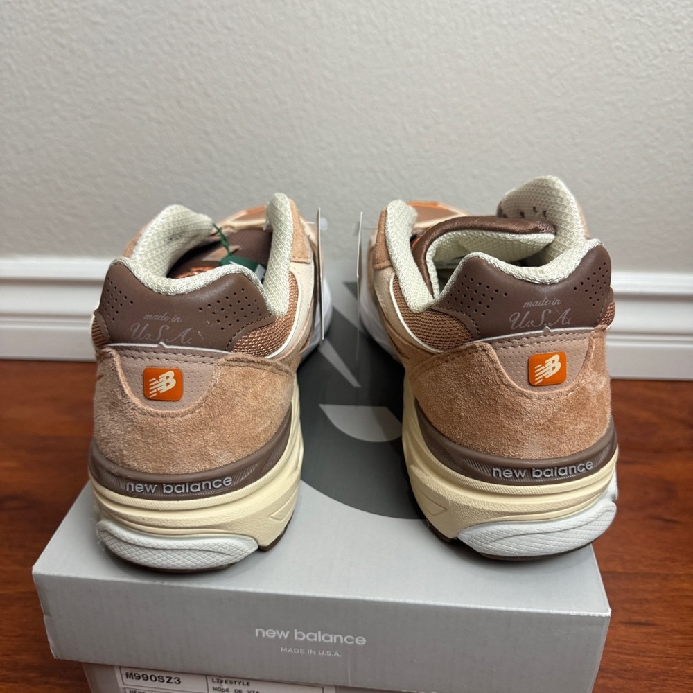 New Balance 990v3 MiUSA size? Exclusive Orange Cream Size 11 - Picture 4 of 10